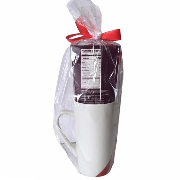 STARBUCKS Mug Valentines Heart Arrows Tall 16oz Coffee Cocoa Stripe NWT - Picture 3 of 8